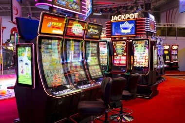 jago88bet Arcade Games interface showing fishing and puzzle game tiles